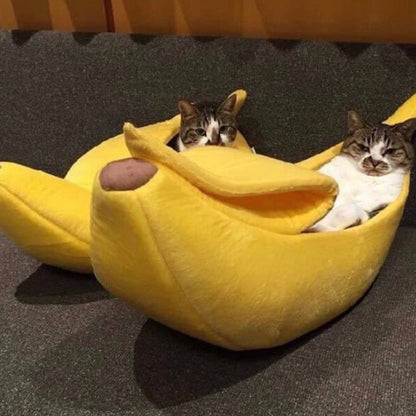 Fully Covered Banana Cat Bed